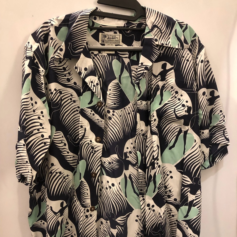 AVANTI HAWAIIAN SHIRT size S